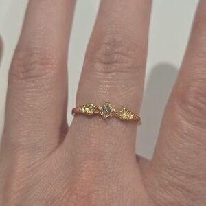 Elegant Gold Tone Women's Ring Nwot